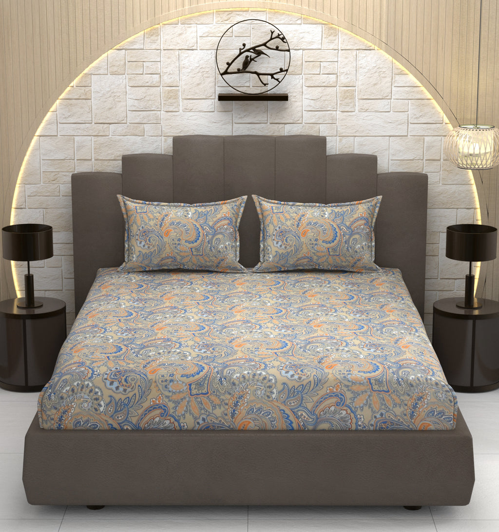 Vintage Royale Pattern, Breathable and Ultra-soft, Double Bed Bedsheet with 2 Pillow Cover